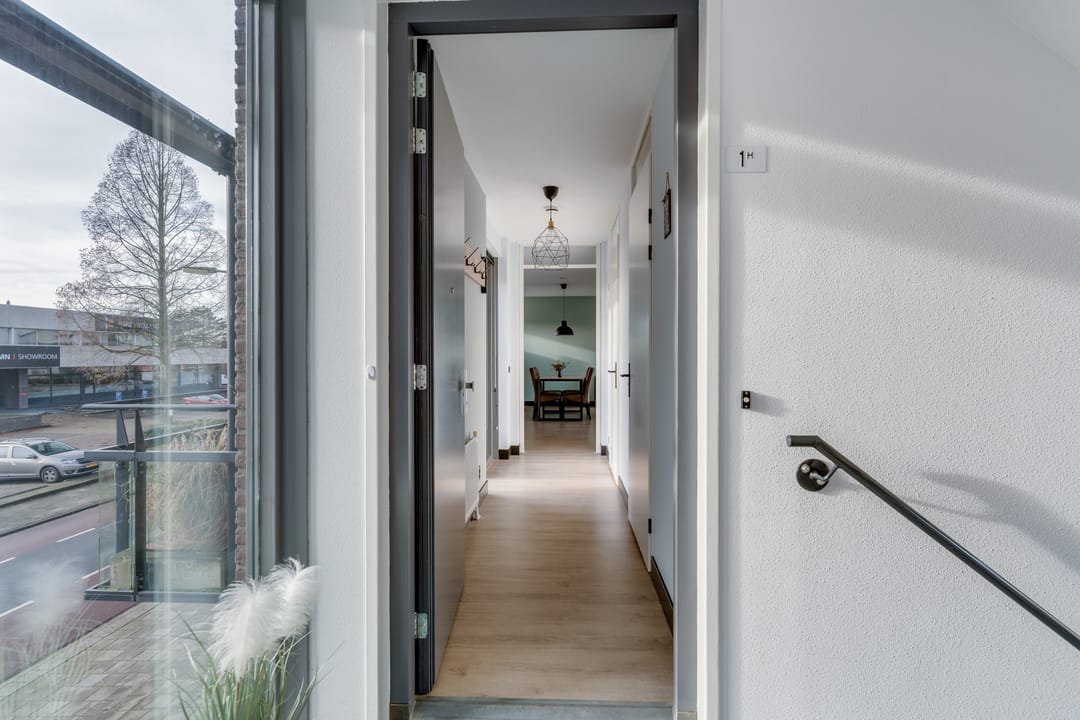 Foto 8 van Staringlaan 1-H