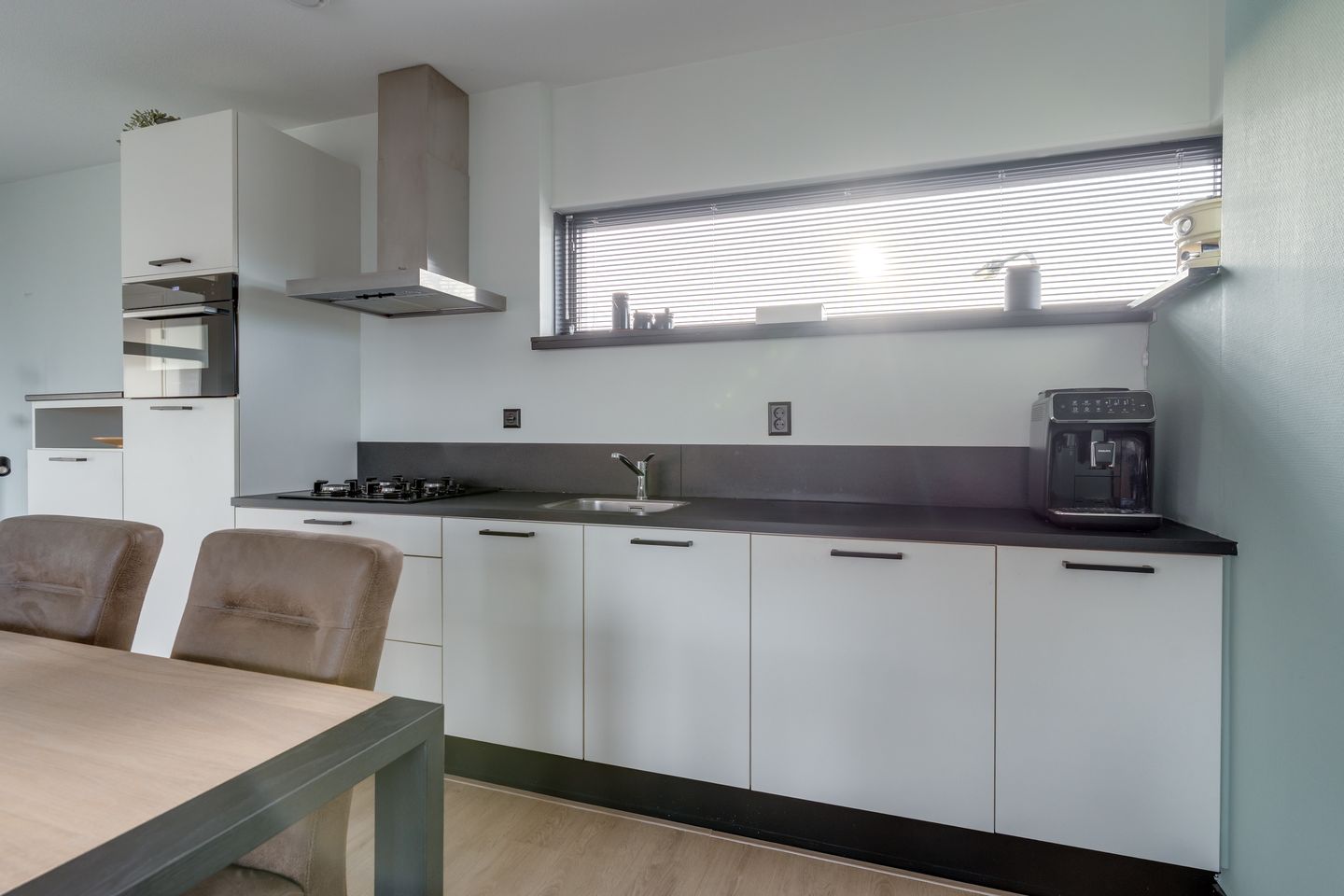 Foto 20 van Staringlaan 1-H