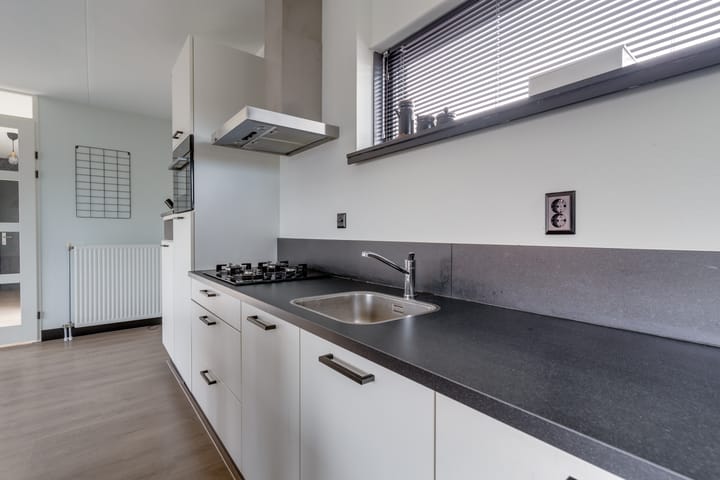 Foto 21 van Staringlaan 1-H