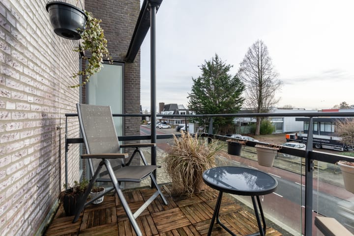 Foto 28 van Staringlaan 1-H