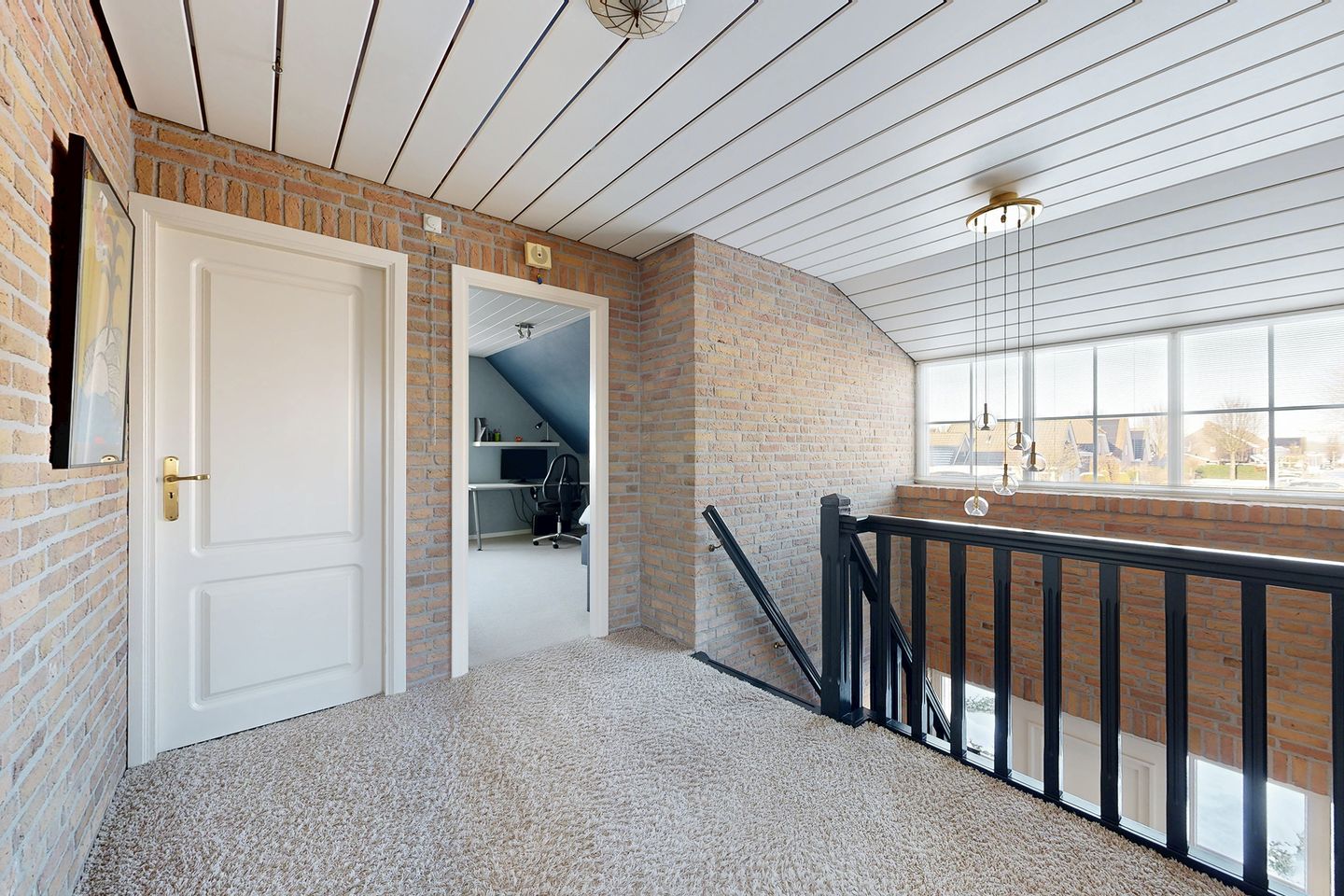 Photo 35 of Rondeel 55