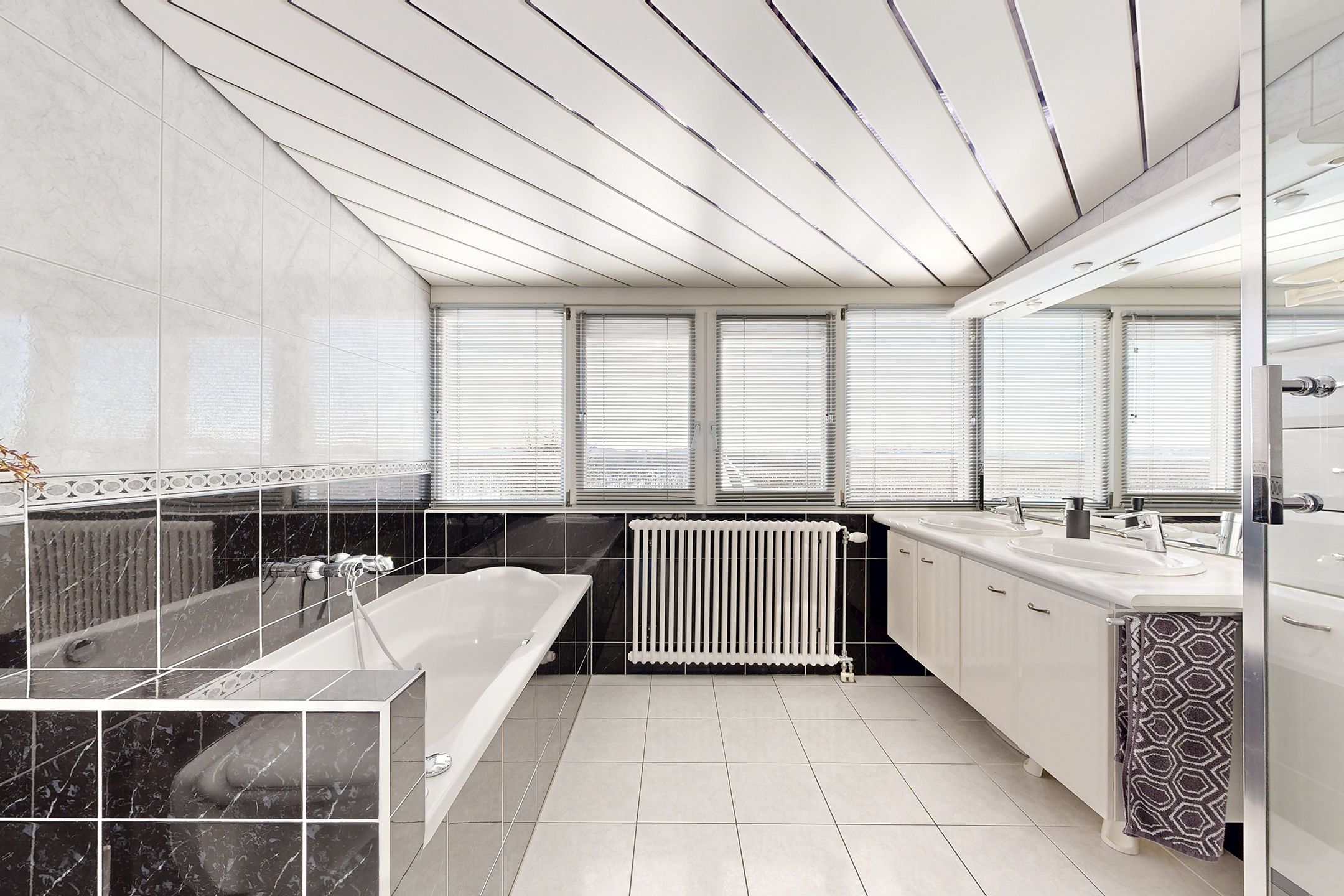 Photo 48 of Rondeel 55