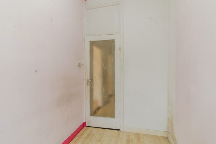 Photo 20 of Bloemfonteinstraat 15