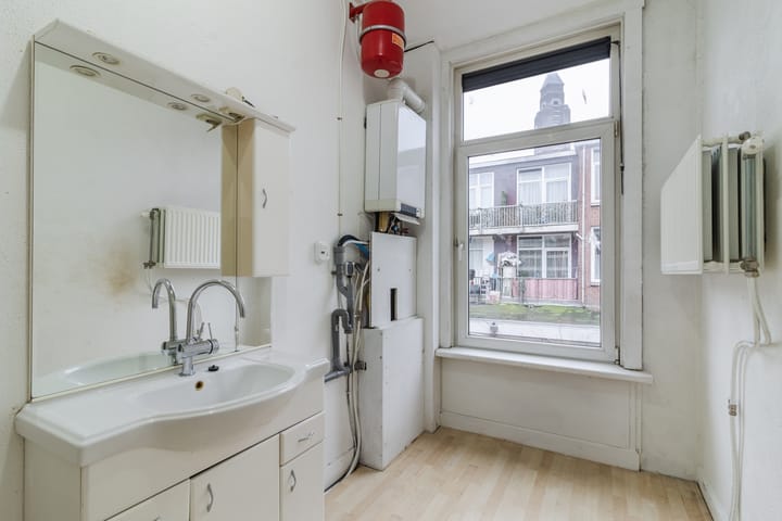 Photo 22 of Bloemfonteinstraat 15