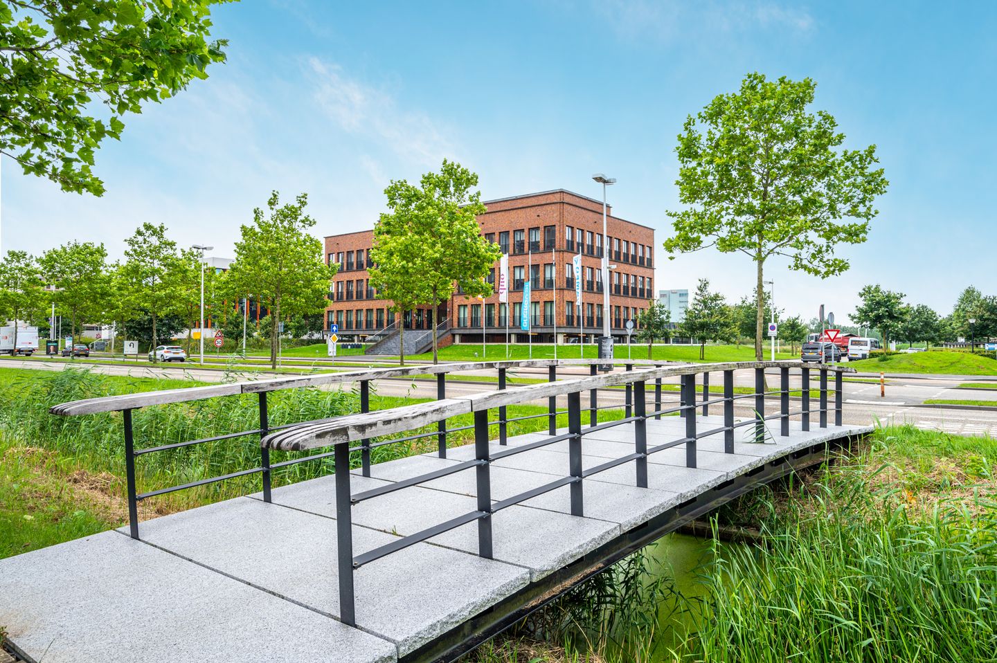 View photo 2 of Orteliuslaan 899