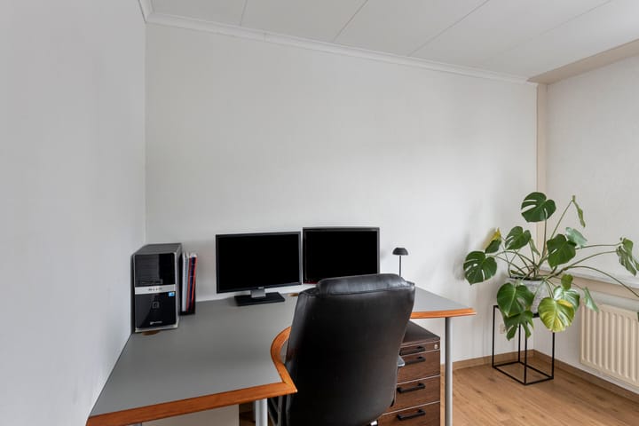 Photo 26 of Paulus Potterstraat 3