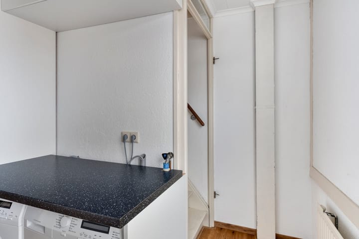 Photo 31 of Paulus Potterstraat 3