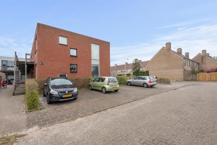 Foto 16 van Van Brienenstraat 7-10