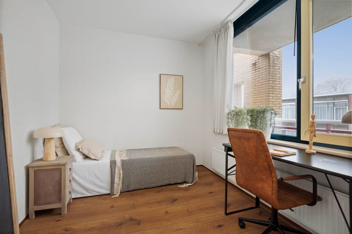 Foto 24 van Burg. Doffegnieslaan 2-F10