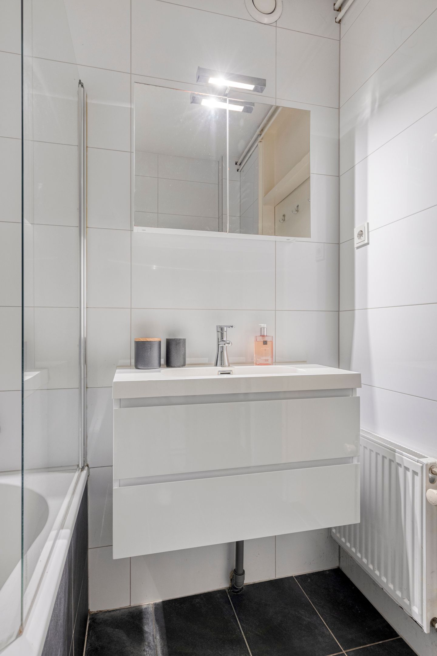 Photo 25 of Zuiddijk 4-G