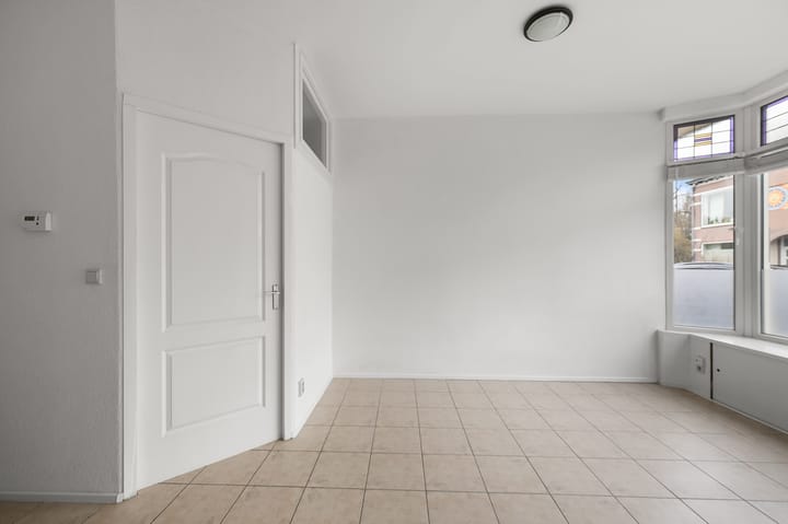 Photo 8 of Wijkerstraatweg 281