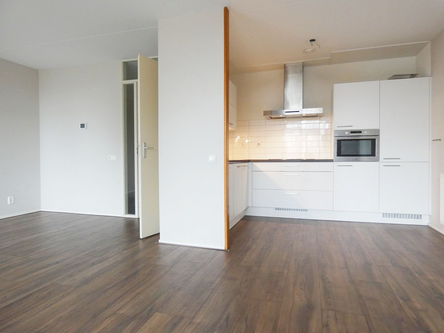 Photo 3 of Juliana van Stolberglaan 3-U