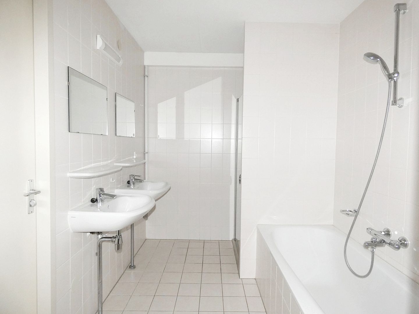 Photo 10 of Juliana van Stolberglaan 3-U