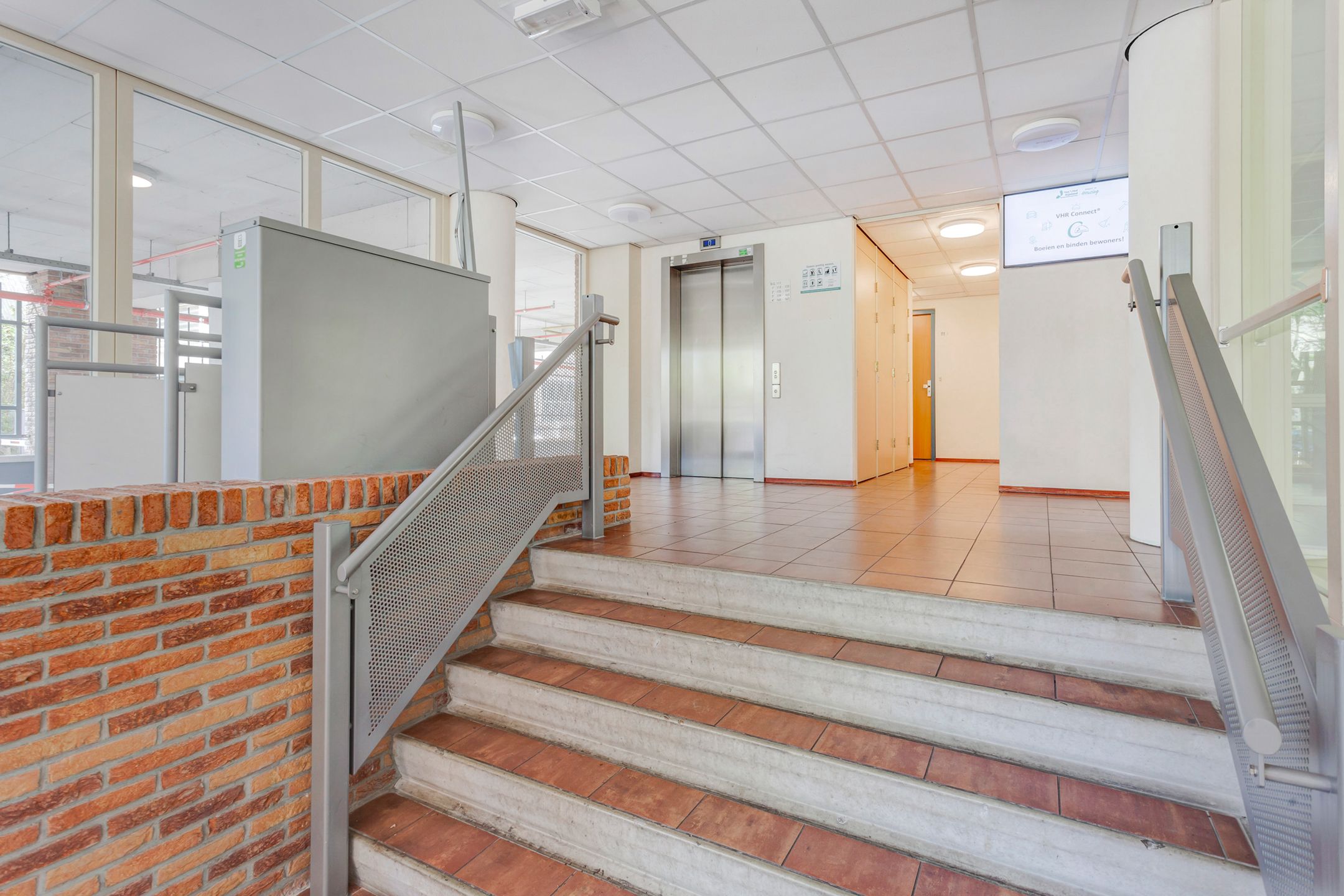 Photo 18 of Juliana van Stolberglaan 3-U