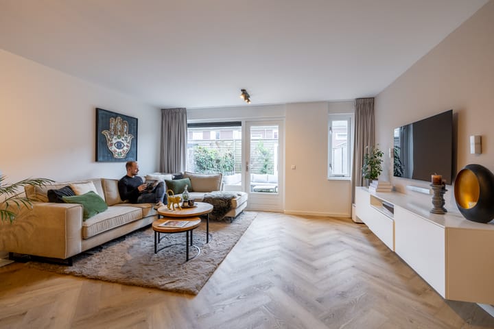 Foto 10 van Saramaccastraat 7