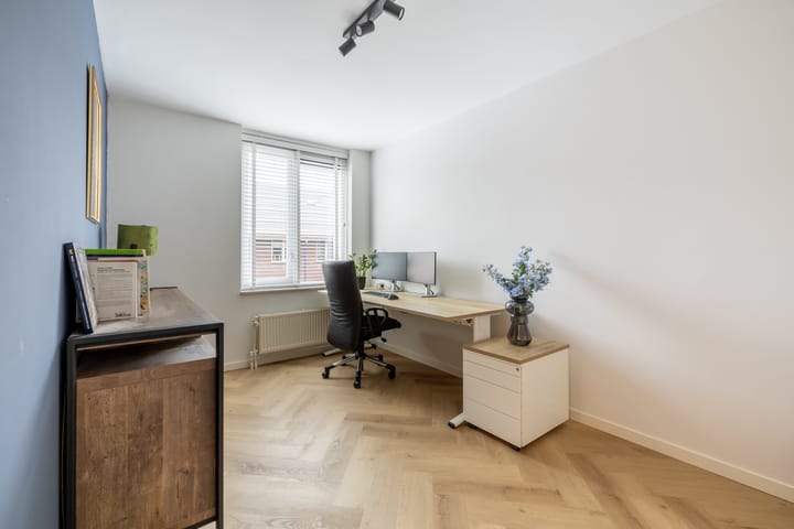 Foto 25 van Saramaccastraat 7