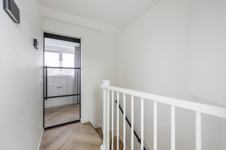 Foto 29 van Saramaccastraat 7