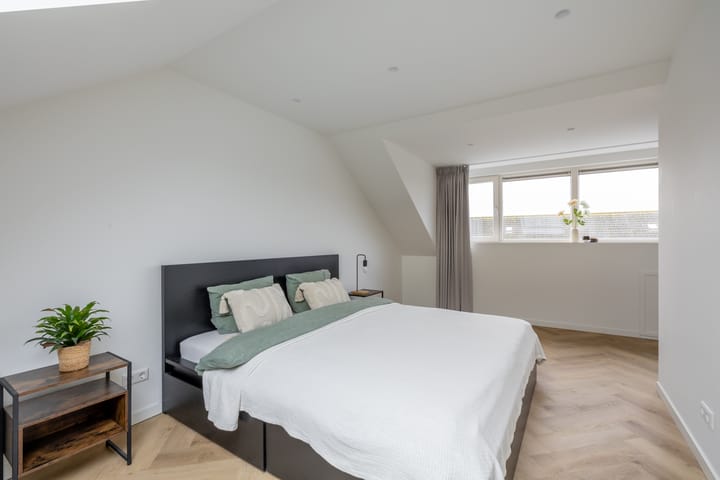 Foto 32 van Saramaccastraat 7