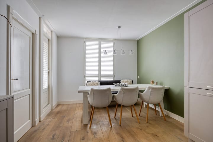 Foto 19 van Borneostraat 140