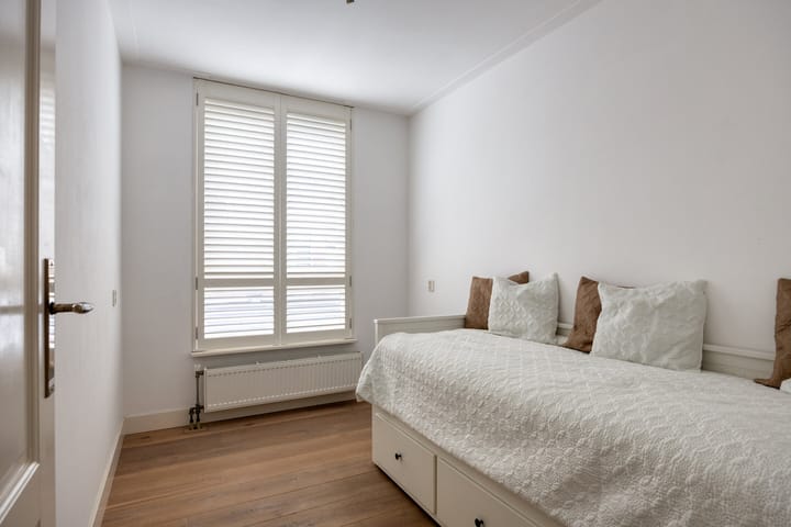 Foto 11 van Borneostraat 140