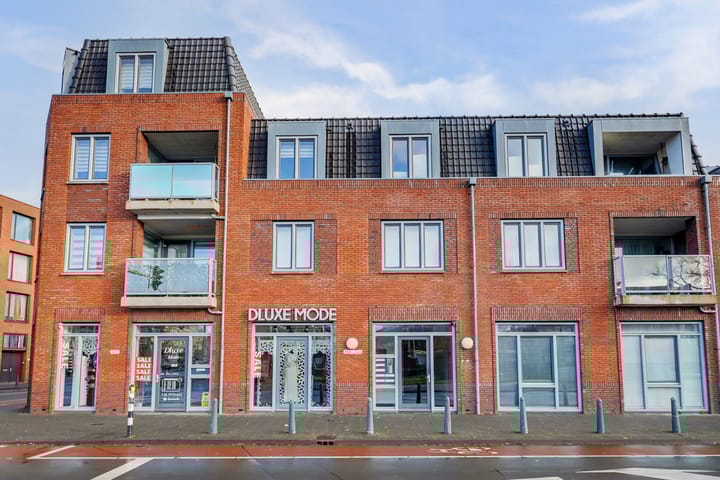 Photo 4 of Parallelweg 354