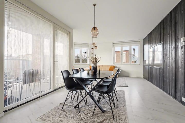 Foto 15 van Parallelweg 354