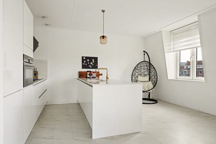 Foto 16 van Parallelweg 354