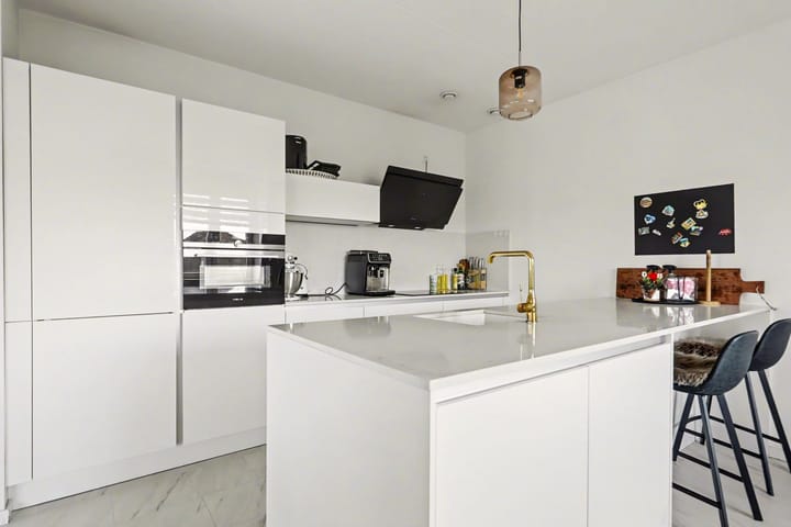 Foto 18 van Parallelweg 354