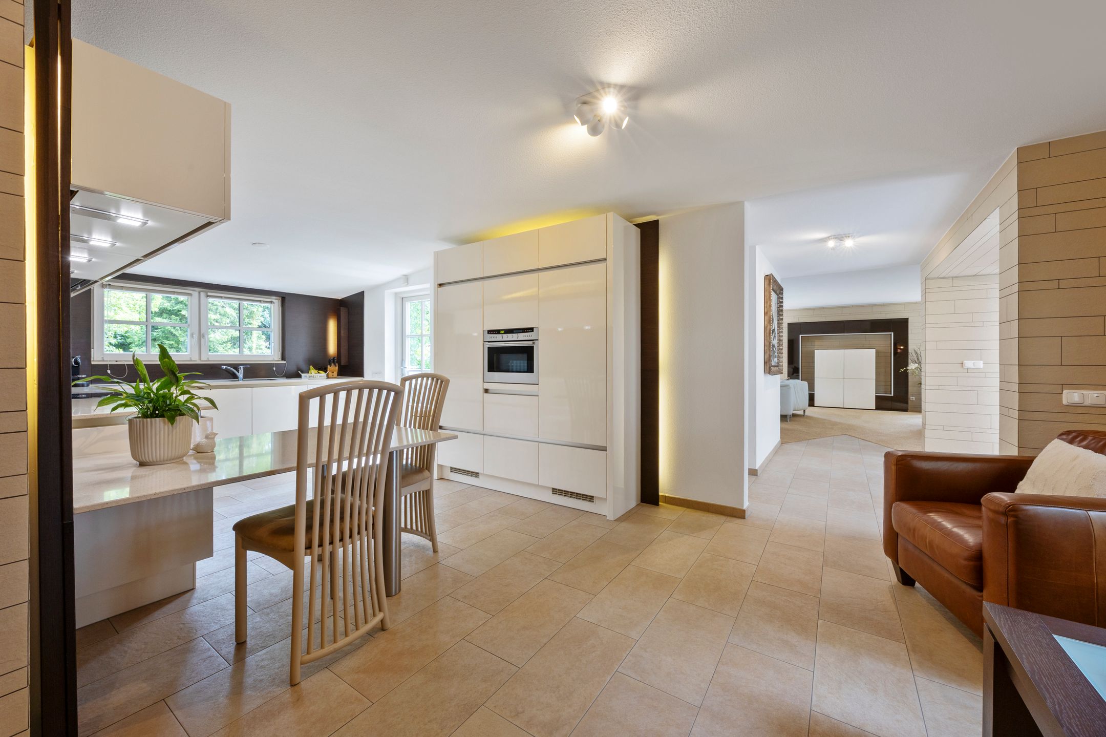 Foto 33 van Heerlenerweg 26