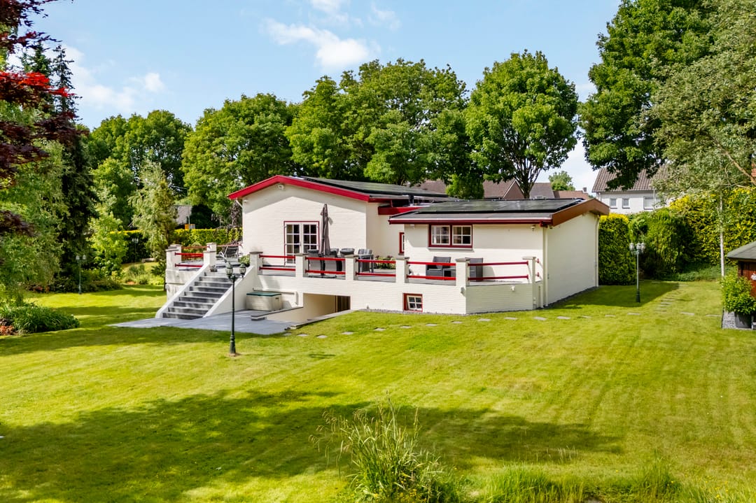 Foto 37 van Heerlenerweg 26