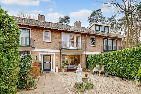 Hezer Enghweg thumbnail