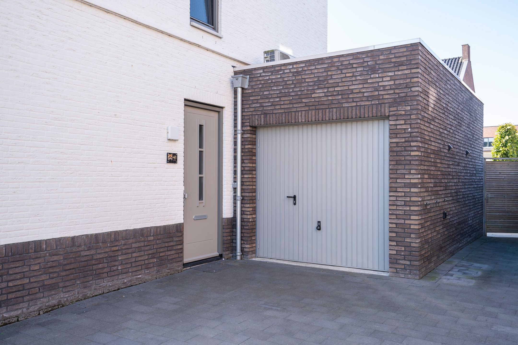 Photo 36 of Kobaltblauw 41