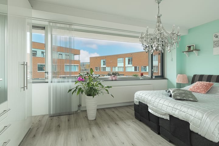 Foto 17 van Reling 303