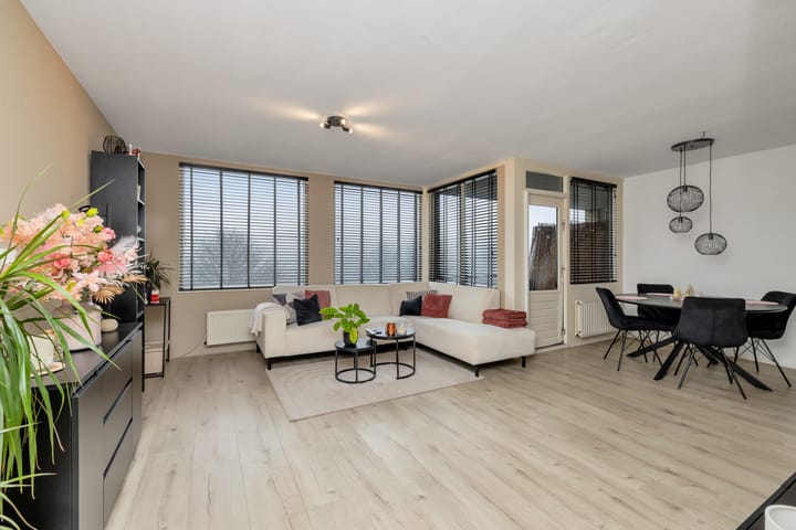 Foto 9 van J.T.P. Bijhouwerhof 117