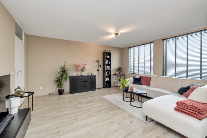 Foto 11 van J.T.P. Bijhouwerhof 117