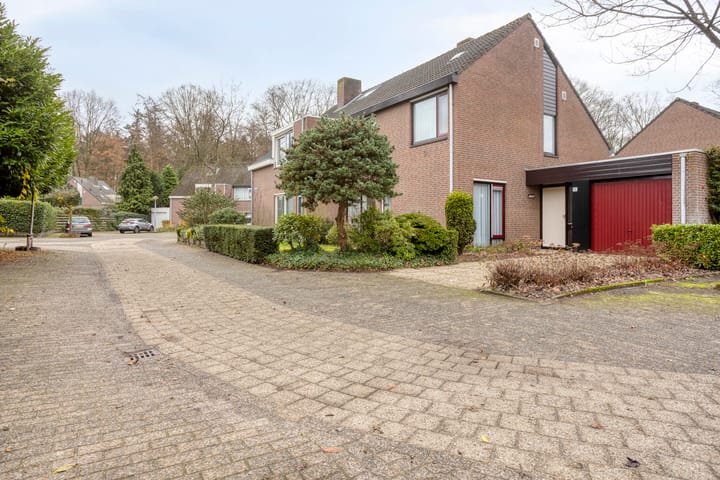 Foto 11 van Provencehof 16