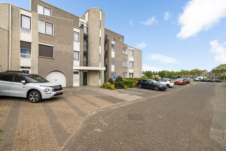 Foto 4 van de Warring 32