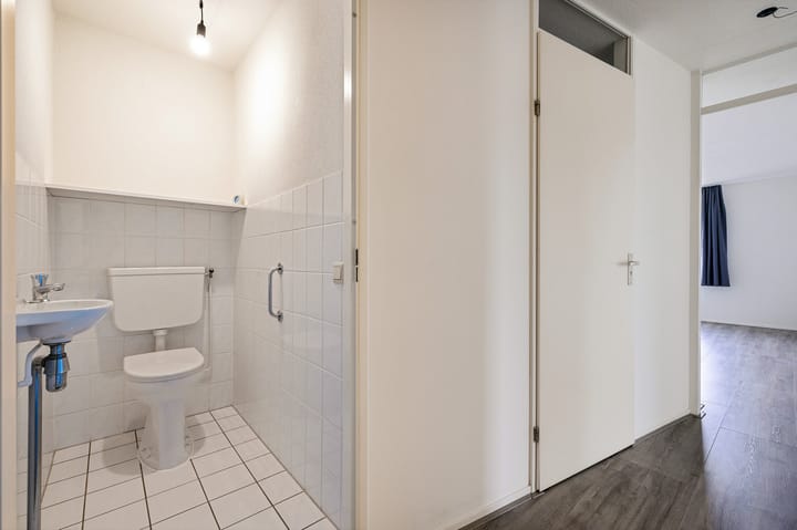 Foto 9 van de Warring 32