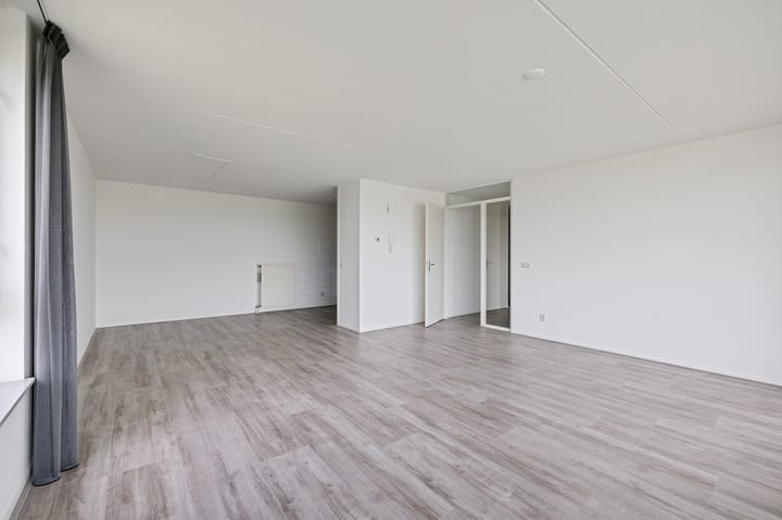 Foto 15 van de Warring 32