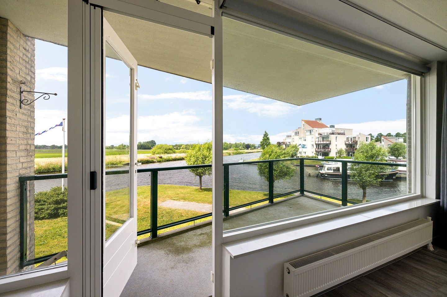 Photo 20 of de Warring 32