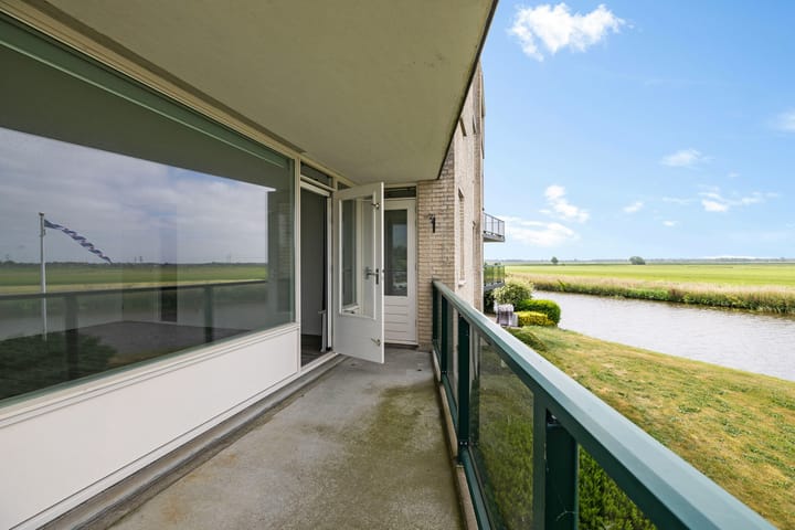 Foto 22 van de Warring 32