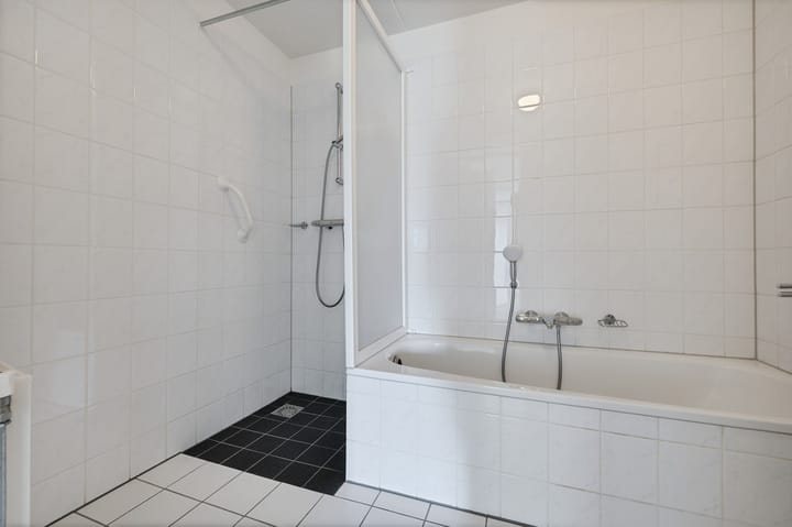 Foto 11 van de Warring 32