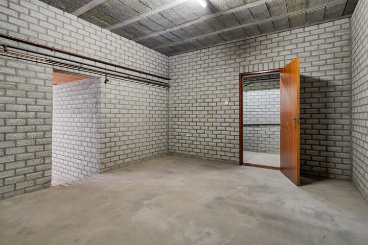 Photo 31 of Molendijk 14