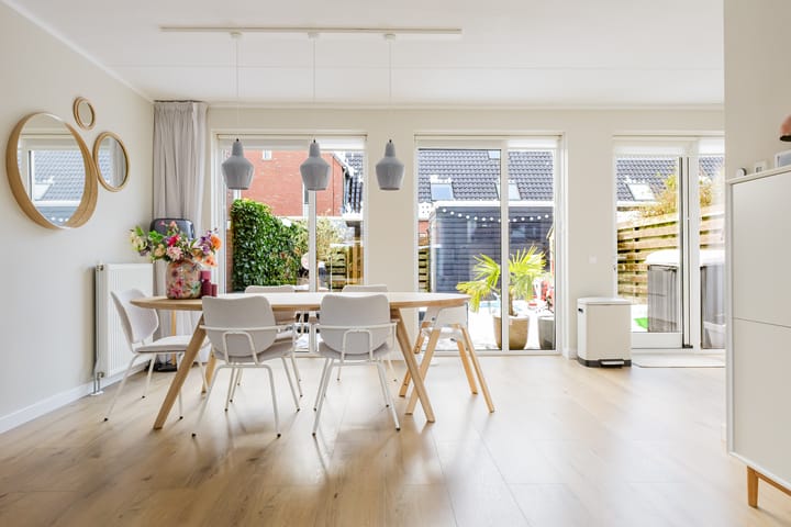 Foto 15 van Menning 17