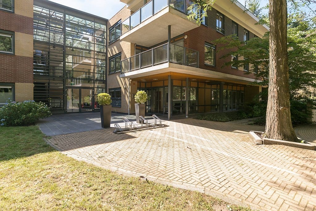 Foto 1 van Paviljoenplein 6