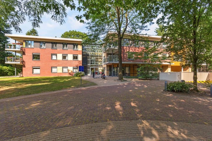 Photo 16 of Paviljoenplein 6