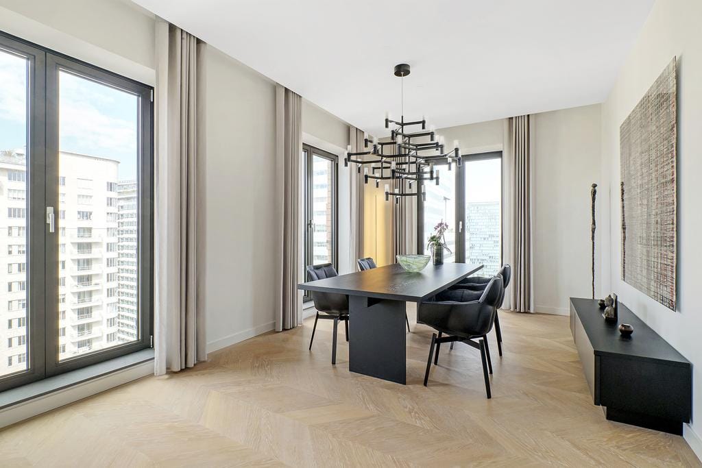 Foto 4 van Gustav Mahlerplein 257