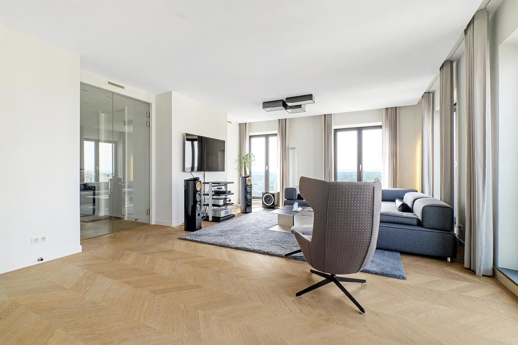 Foto 8 van Gustav Mahlerplein 257