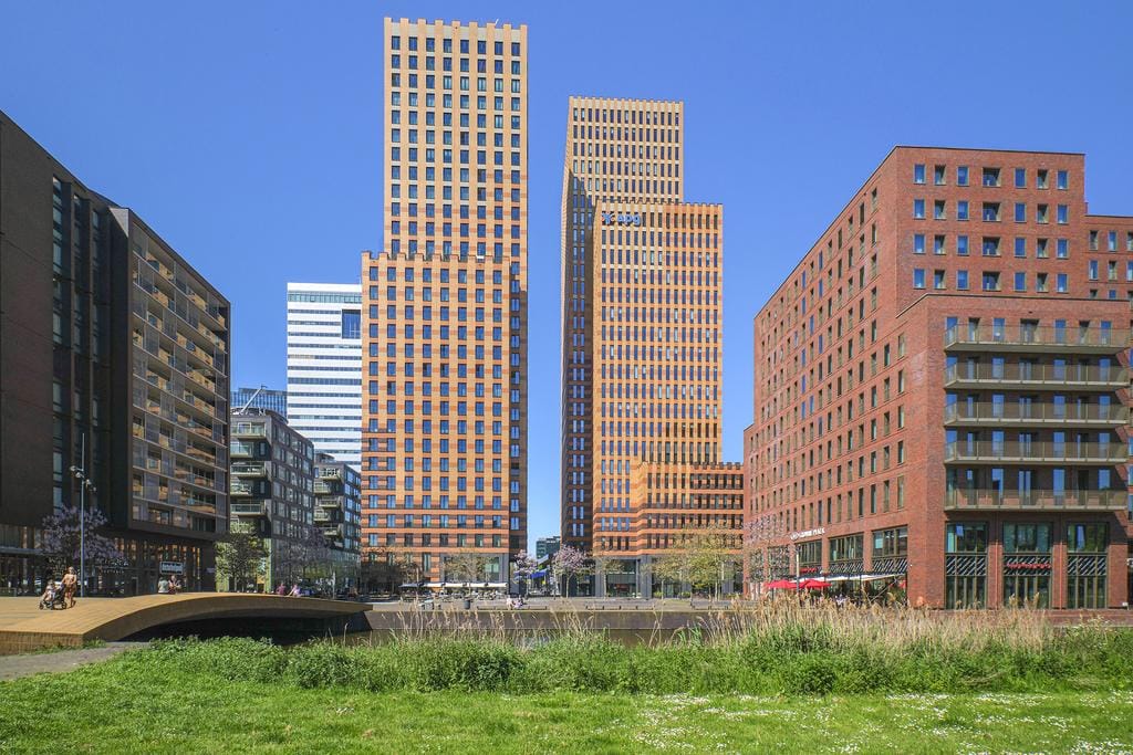 Foto 19 van Gustav Mahlerplein 257