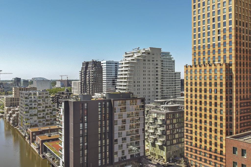 Foto 21 van Gustav Mahlerplein 257